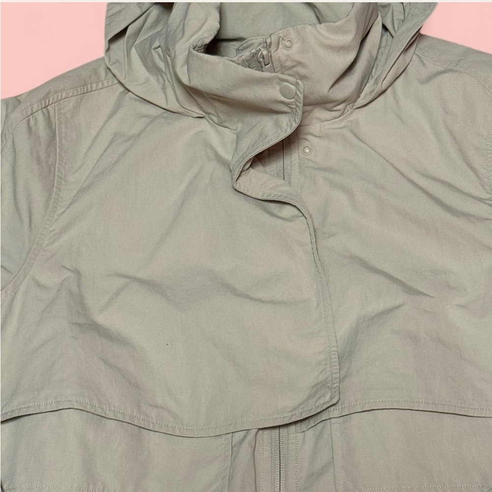 SOLD Lululemon Athletica Beige Jacket - Picture 2 of 5
